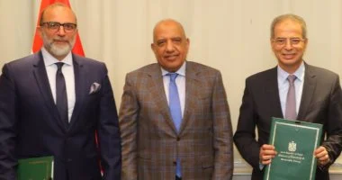 وزير الكهرباء يشهد توقيع بروتوكول تعاون بين الشركة القابضة و”اتصالات مصر”