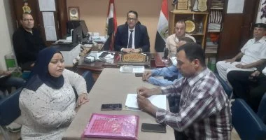 وكيل تعليم الغربية يتابع سير امتحانات الدبلومات الفنية بغرفة عمليات المديرية
