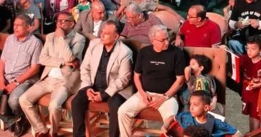 وكيل وزارة الشباب بالفيوم يشهد مباراة مصر وبلجيكا بنادي محافظة الفيوم